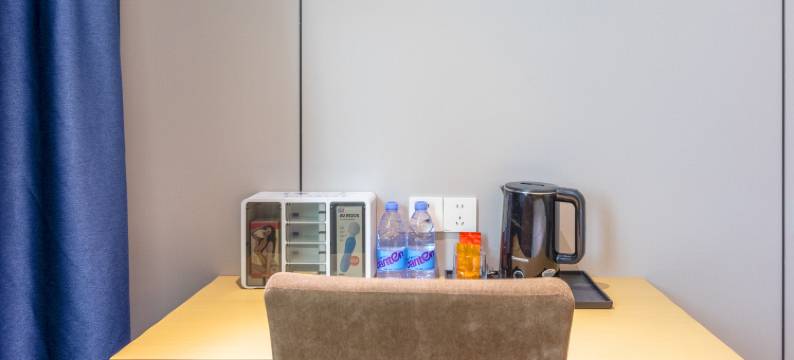 鸿源酒店(阳光时代广场店)图片