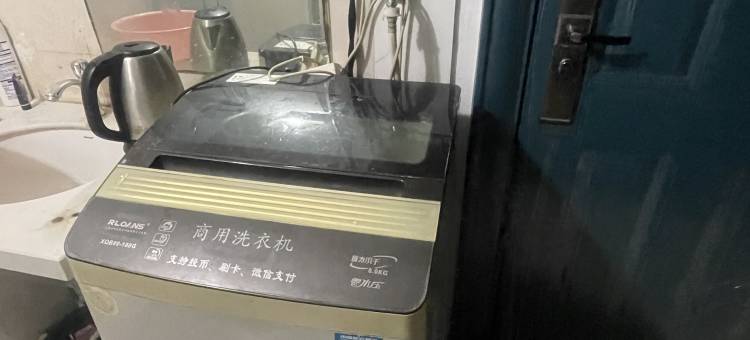 中华北村电竞房民宿(火车站店)图片