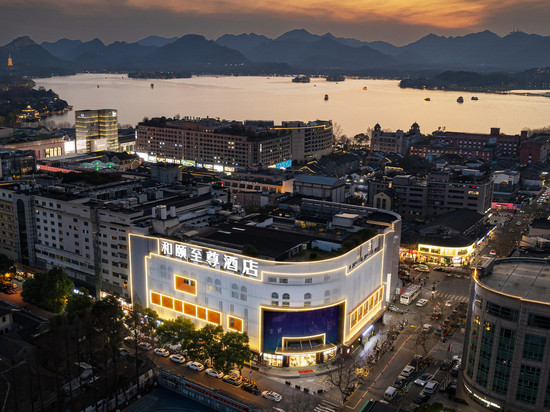 如家杭州西湖风景区龙翔桥地铁站和颐至尊酒店