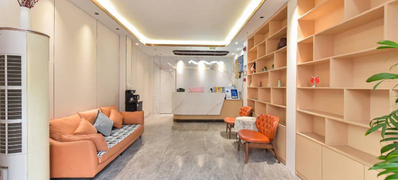 原竹酒店(贵阳北站店)图片