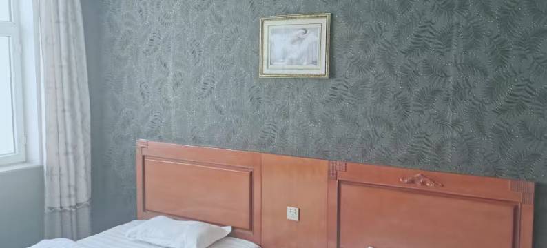 镶黄旗畅心宾馆图片