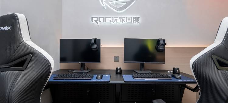 艾特摩高电竞酒店(新城市广场龙江地铁站店)图片