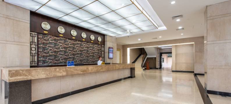 隆兴大酒店(广东科技学院店)图片