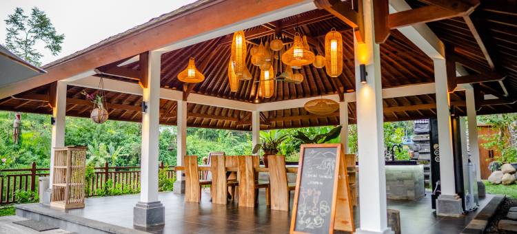 西德门的Taman Swarga别墅度假村及水疗中心(Taman Swarga Villa Resort & Spa Sidemen)图片