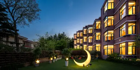 這有海·TheSea日出海景酒店(威海半月灣海水浴場店)