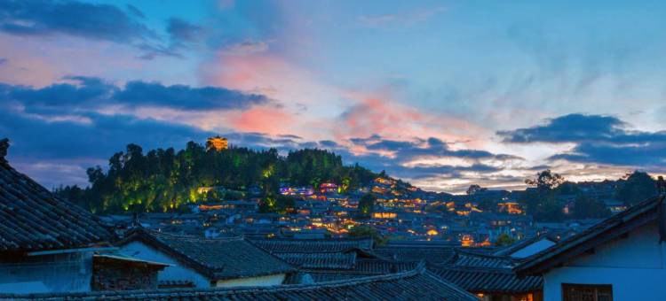 丽江石琉赏客栈(丽江古城四方街店)图片