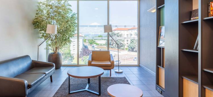 南里昂艾塔特兹乌妮斯民宿酒店(B&B Hotel Lyon Sud États-Unis)图片