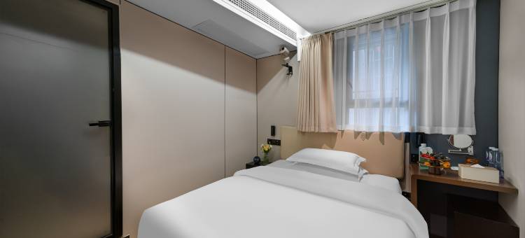 W+城季酒店(华森时代广场店)图片