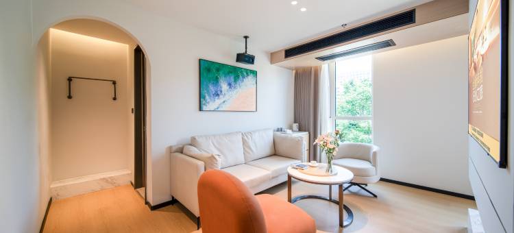 天然智选酒店(浦口宝隆时代广场南京工业大学地铁站店)图片