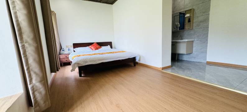 格聂雪域之家民宿图片