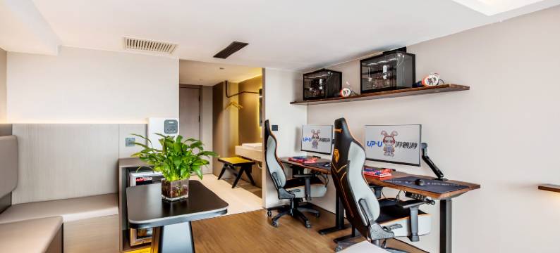 承德UP·U游普游LOFT电竞酒店(高铁南站店)图片