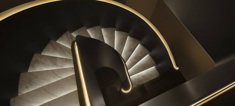 一池·天幕Velarium鎏金美学酒店(观山湖公园富力中心店)图片