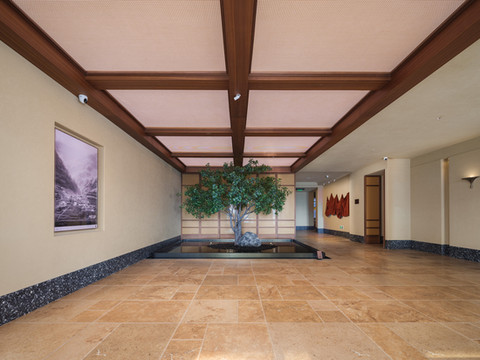 大连星海广场百年城雕海景亚朵酒店