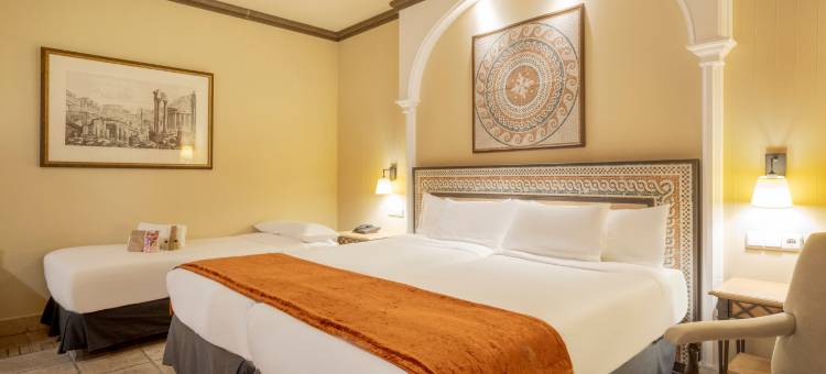 巴达霍斯幻觉高尔夫住宿(Ilunion Golf Badajoz)图片