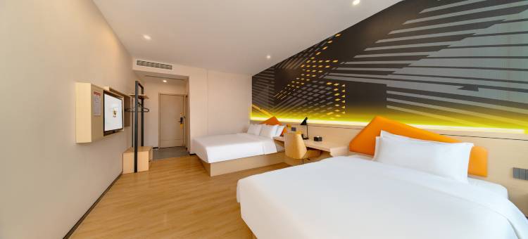 IU酒店(东平政务大厅东顺广场店)图片