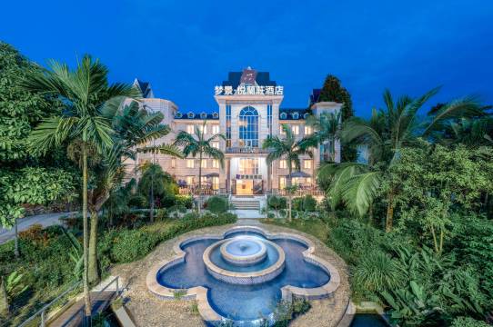 hotel overview picture