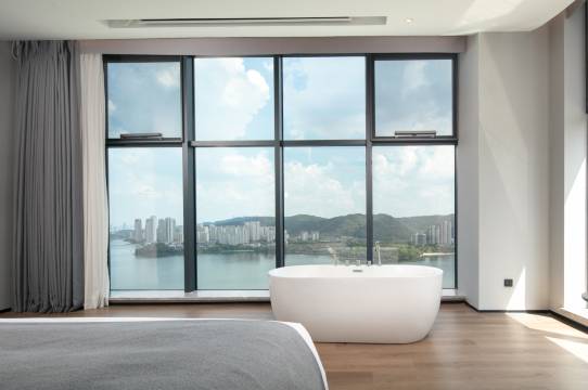 长沙麦客达温德姆·湖景酒店(梅溪湖西地铁站店)图片