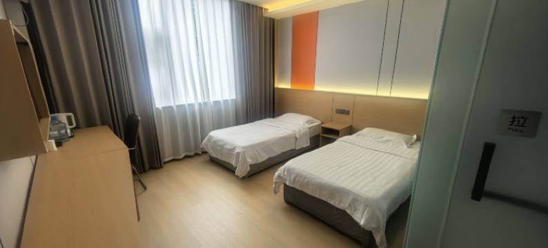 壹来登快捷酒店(铜川职院店)图片