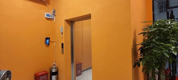 鸣程S商务住宿图片