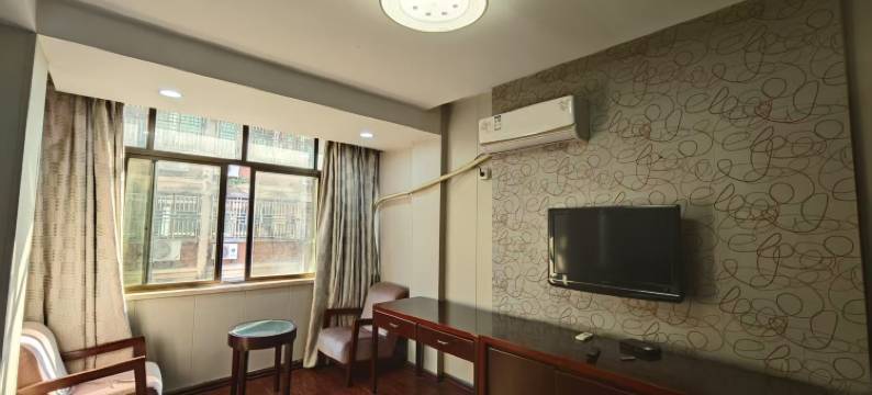 杭州泰城假日酒店(乔司地铁站店)图片