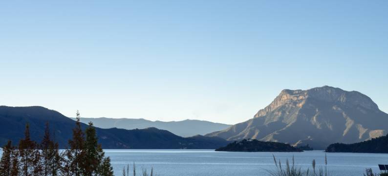 泸沽湖漫尘度假酒店图片