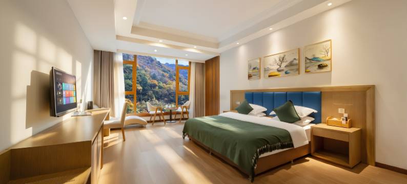 拾光温泉丨隐世·villa酒店(毕棚沟景区理小路店)图片