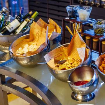 宁波洲至奢选绿城尊蓝酒店图片