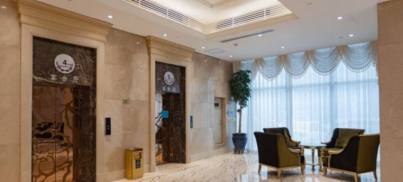 长春红事会商务酒店图片