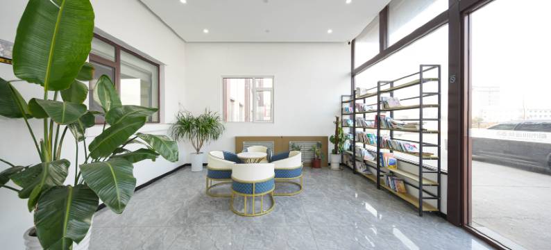 都市118精选酒店(莱阳高铁站店)图片