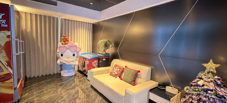 星辰奇幻电竞酒店(漯河西站万达广场店)图片