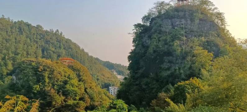 巴马风雨桥民宿(印象巴马母鸡山公园店)图片