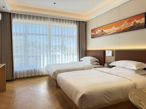 札达蓝森富氧酒店