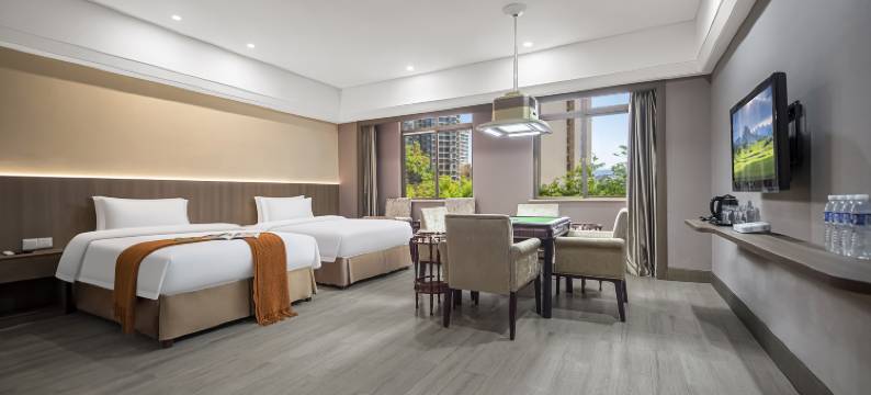 泊霖大酒店(汉寿万达广场店)图片