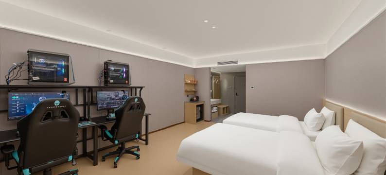 雷神电竞酒店(临沂河东国际会展中心店)图片