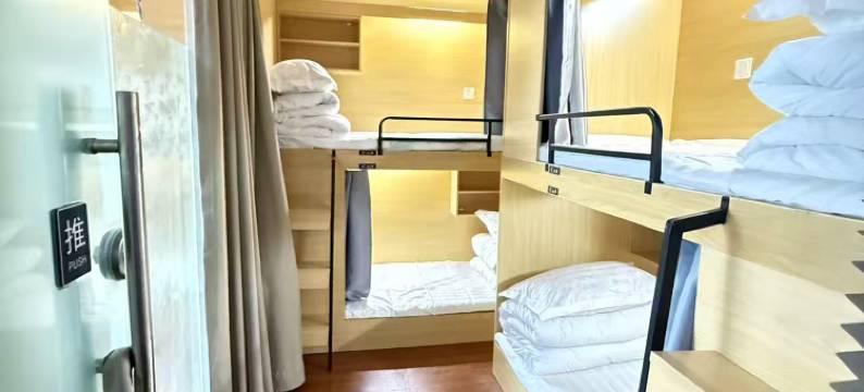 春念猫女生青年旅舍(肥西名邦保利广场店)图片