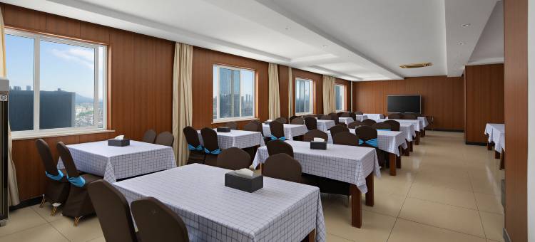 格美酒店(潜山雪湖里店)图片