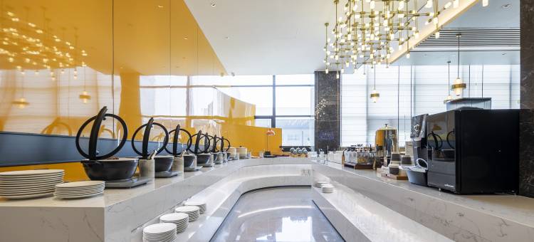 怀化高铁南站亚朵酒店图片