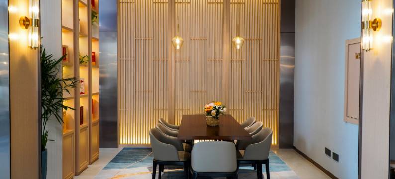 伴月湾大酒店(威海半月湾沙滩店)图片