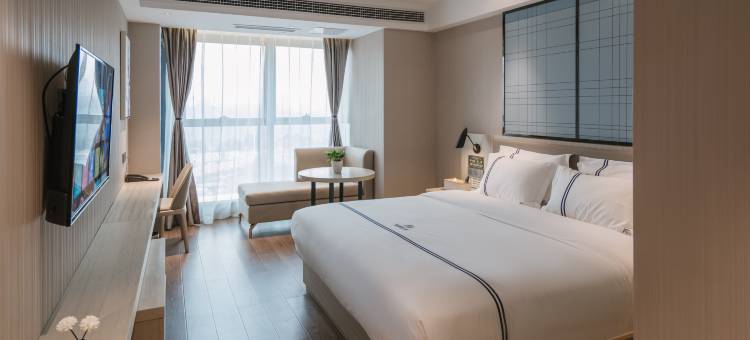 悦享时光酒店(泸州金融中心万象汇店)图片