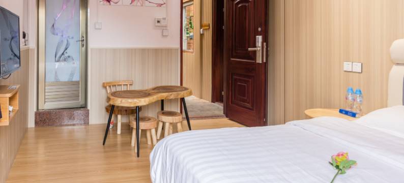 潮州南苑客栈(牌坊街古城店)图片