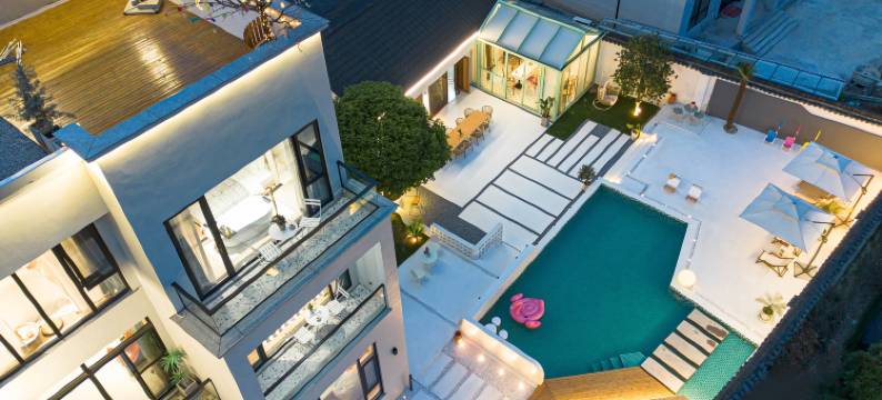 简隐·JIANYIN泳池亲子度假民宿(湖州长颈鹿庄园店)图片