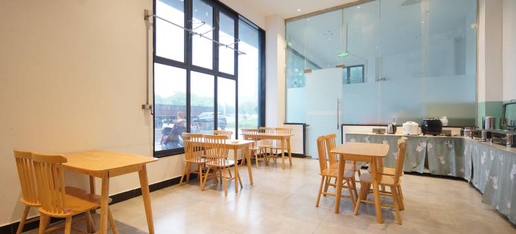 TOWO上品酒店(南昌西站店)图片