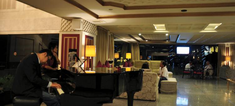 多巴湖国际酒店(Danau Toba Hotel International)图片