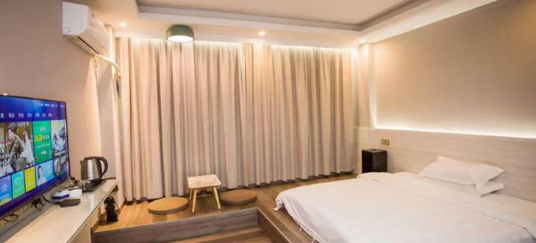 粤塔X电竞酒店(华侨中学店)图片