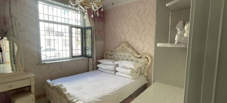 额济纳旗神迹旅店图片