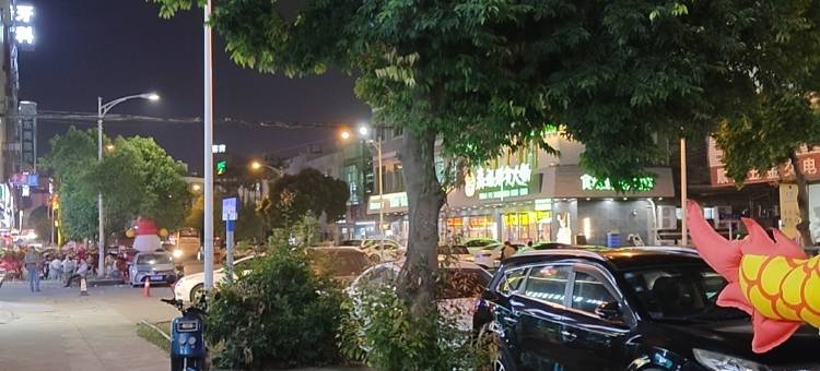 东莞万悦精品公寓(寮步凫山店)图片