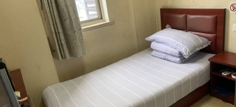 上海路人旅馆(青浦新城地铁站店)图片