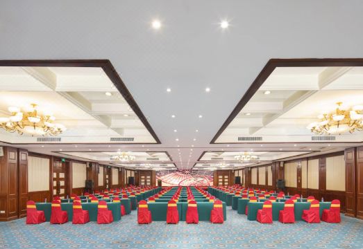 Shantou Golden Gulf  Hotel (Vientiane City)Hotel Overview