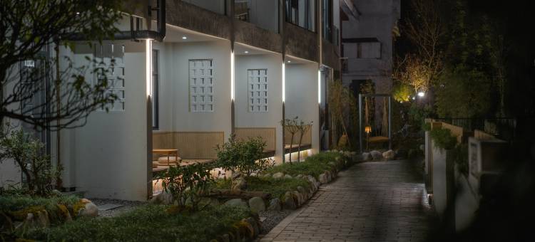 悦慢·溪畔民宿(神农架木鱼镇香溪街店)图片