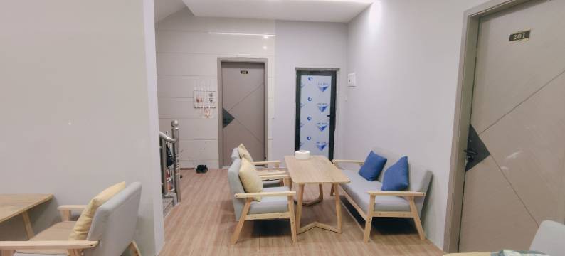 万里青年公寓(东乐路地铁站)图片